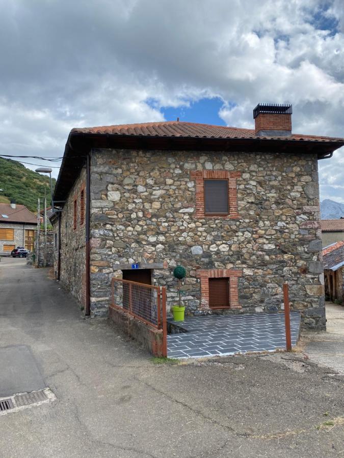 Vila Casa En Cofinal Exteriér fotografie